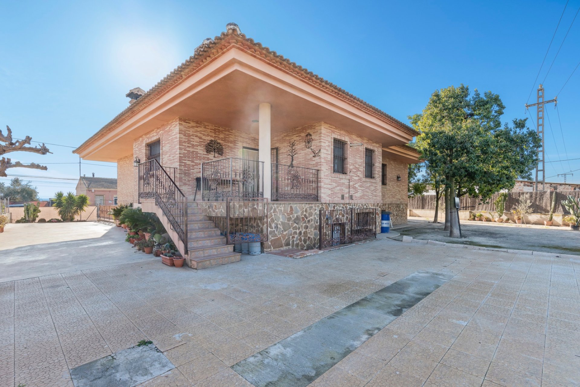 Resale - Farm Estate / Country Property - Beniel - Carretera de Beniel