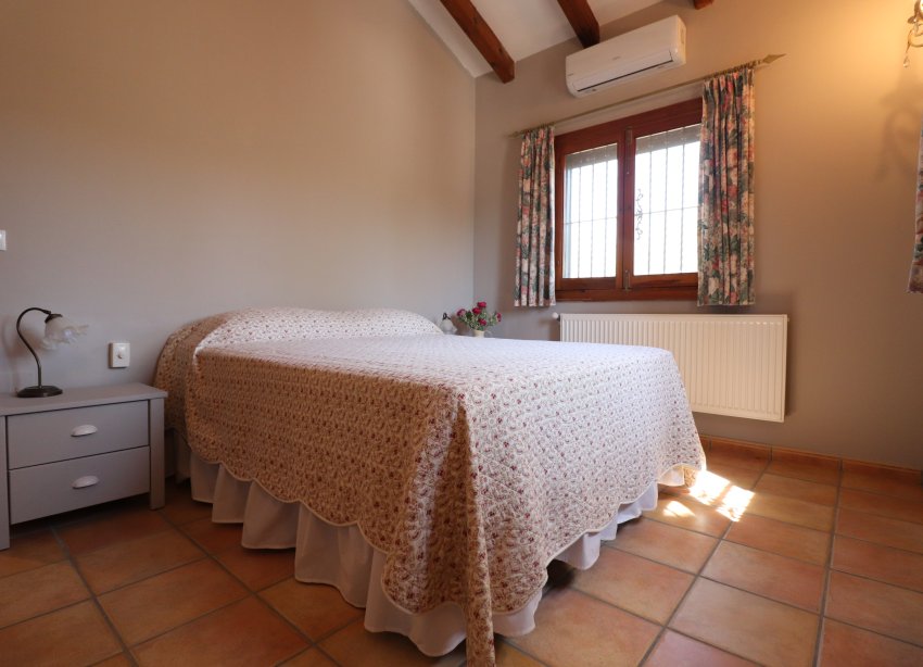 Resale - Farm Estate / Country Property - Catral - Catral - Country