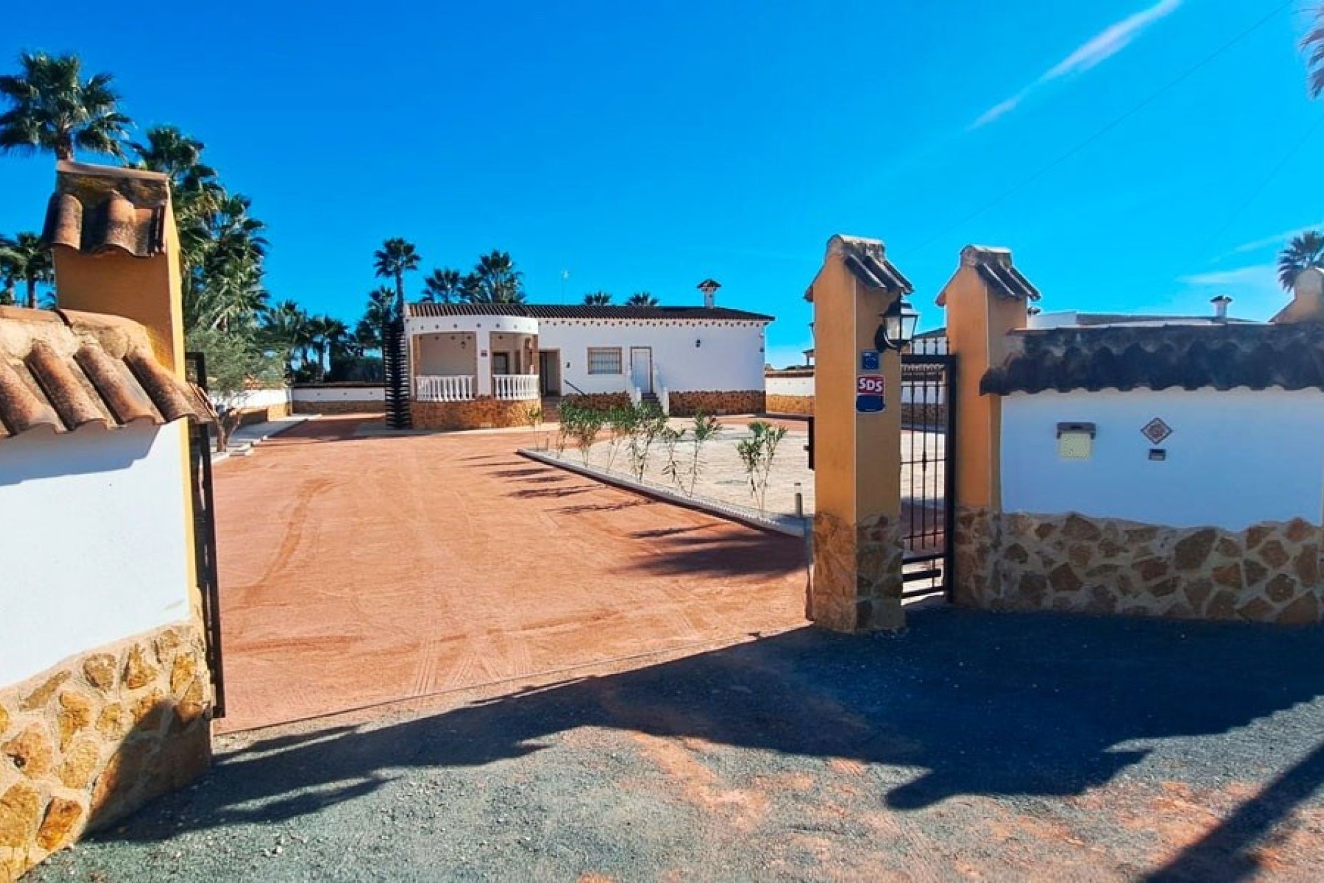 Resale - Farm Estate / Country Property - Catral - Catral - Country