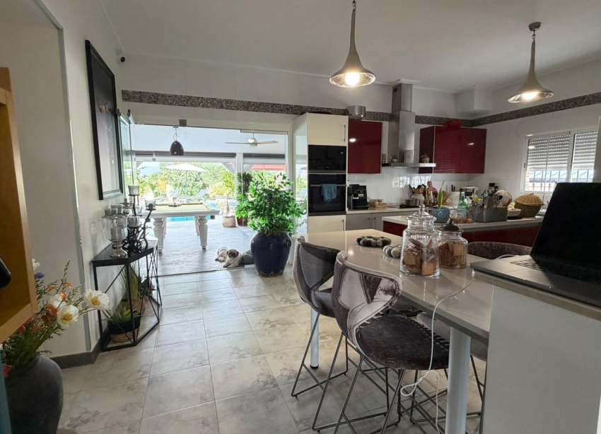 Resale - Farm Estate / Country Property - Catral - Comunidad valenciana