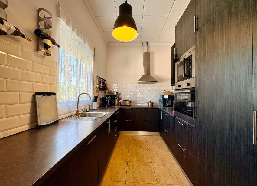 Resale - Farm Estate / Country Property - Dolores