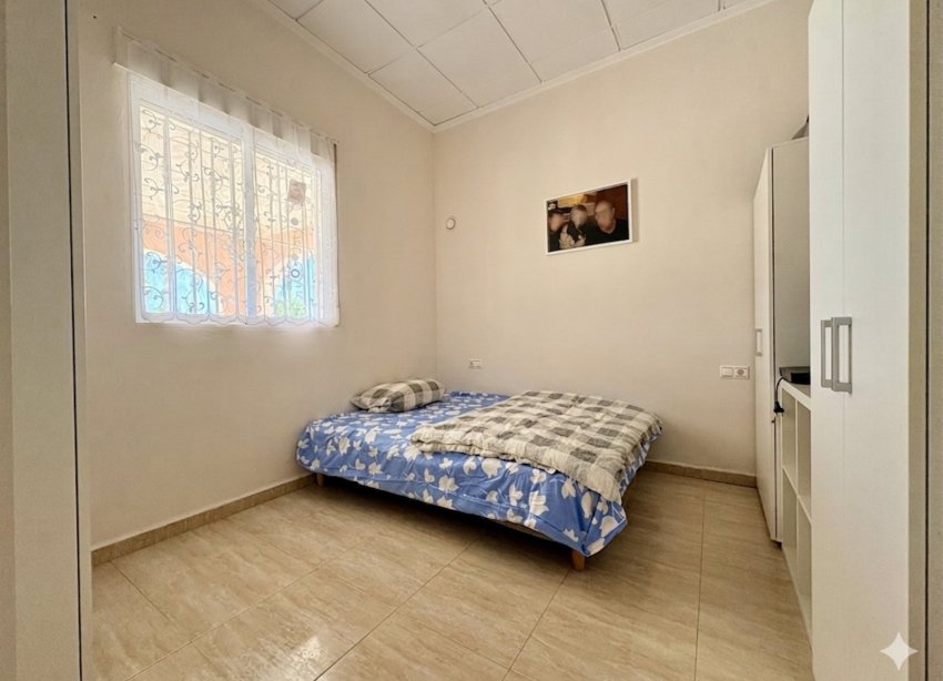 Resale - Farm Estate / Country Property - Dolores