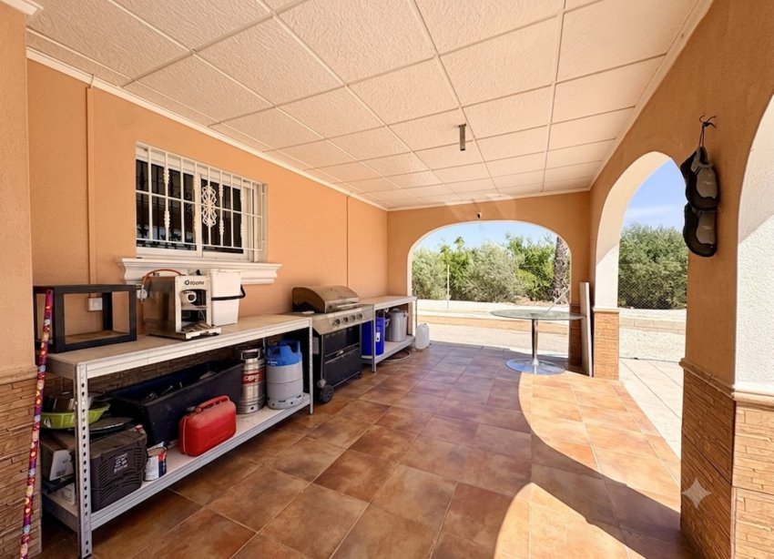 Resale - Farm Estate / Country Property - Dolores