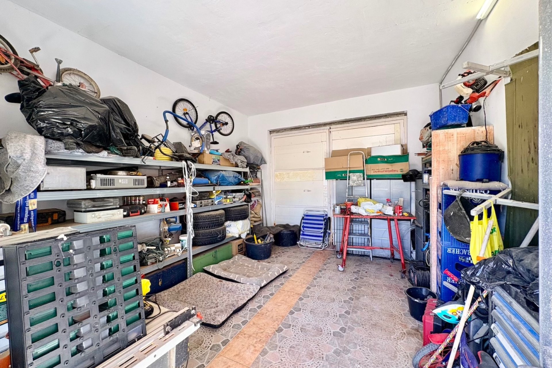 Resale - Farm Estate / Country Property - Dolores
