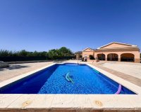 Resale - Farm Estate / Country Property - Dolores