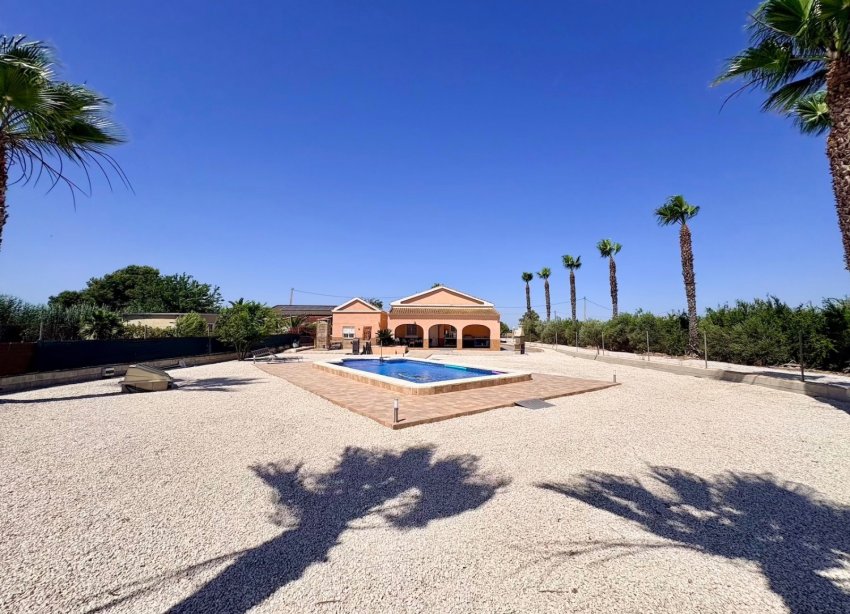 Resale - Farm Estate / Country Property - Dolores