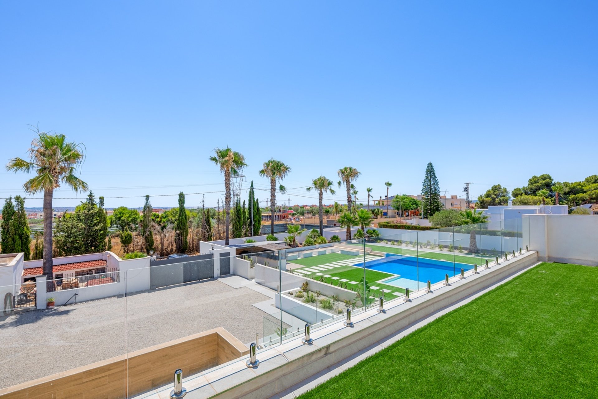 Resale - Farm Estate / Country Property - Los Montesinos - La Herrada