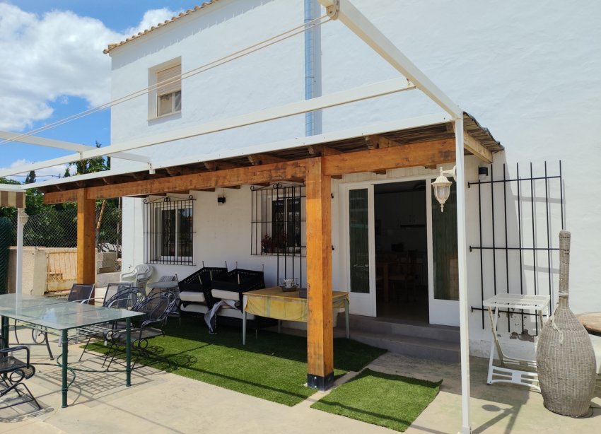 Resale - Farm Estate / Country Property - Los Montesinos