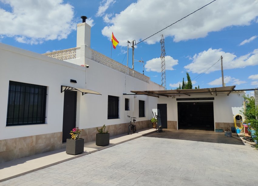 Resale - Farm Estate / Country Property - Los Montesinos