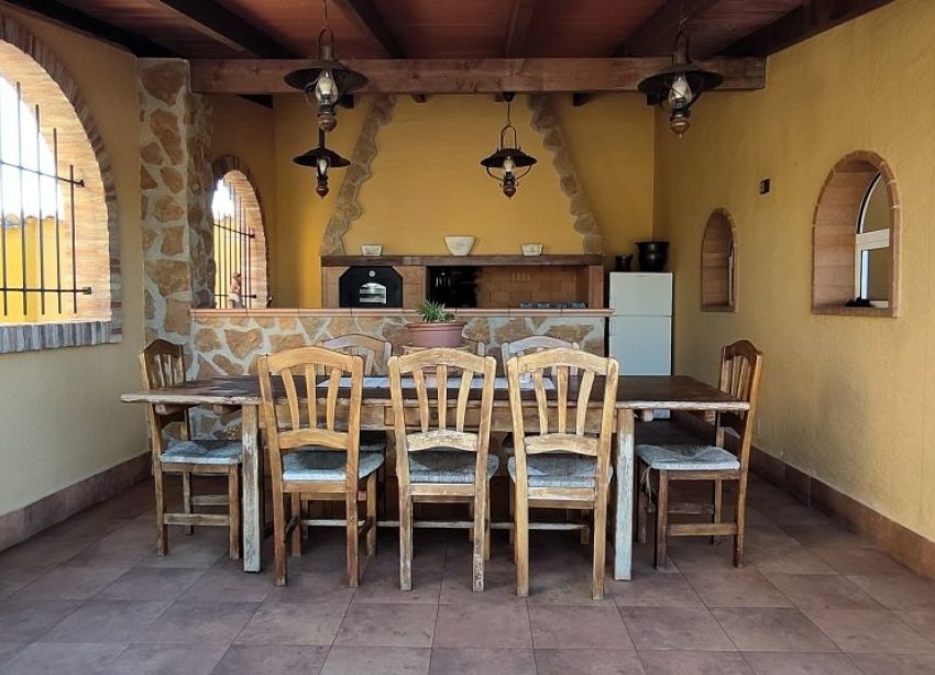 Resale - Farm Estate / Country Property - Orihuela