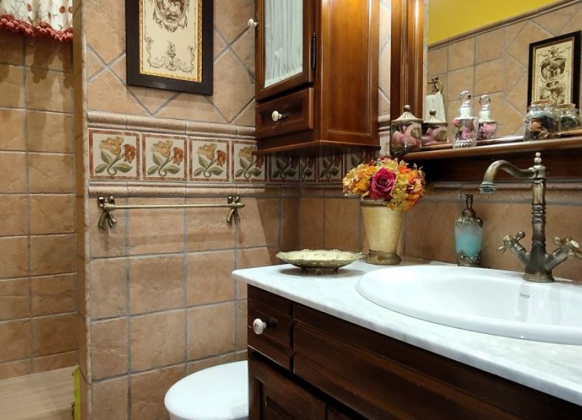 Resale - Farm Estate / Country Property - Orihuela