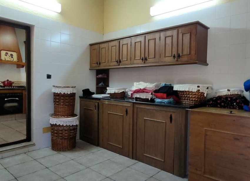 Resale - Farm Estate / Country Property - Orihuela