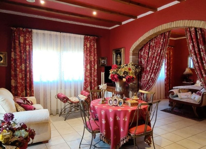 Resale - Farm Estate / Country Property - Orihuela