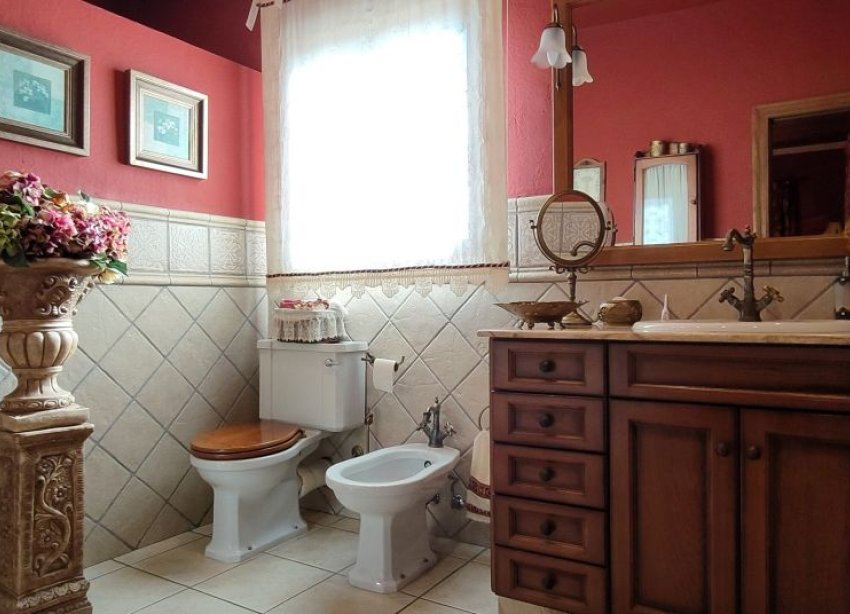 Resale - Farm Estate / Country Property - Orihuela