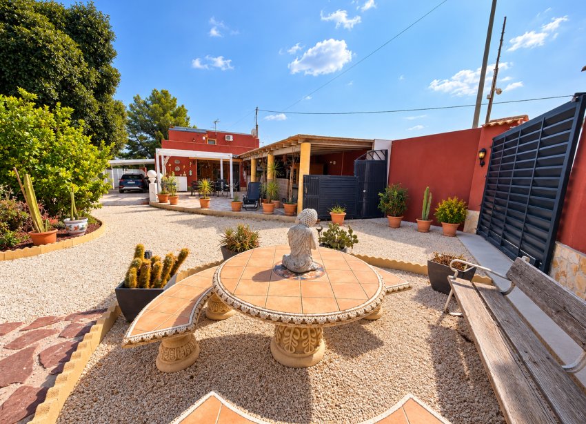 Resale - Farm Estate / Country Property - Orihuela
