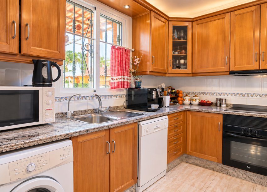 Resale - Farm Estate / Country Property - Orihuela