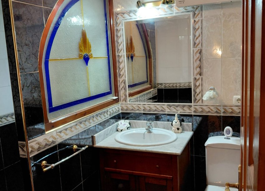 Resale - Farm Estate / Country Property - Orihuela