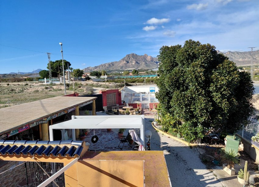 Resale - Farm Estate / Country Property - Orihuela
