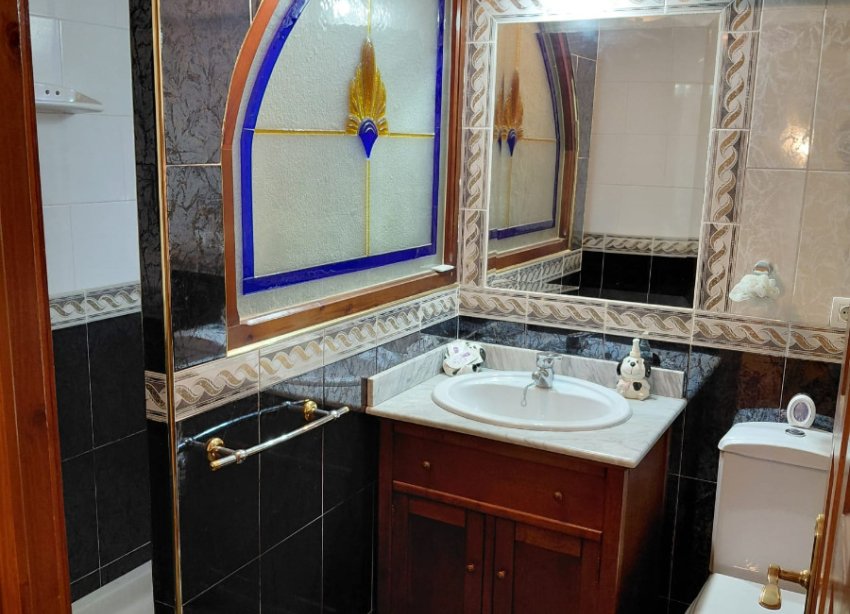 Resale - Farm Estate / Country Property - Orihuela