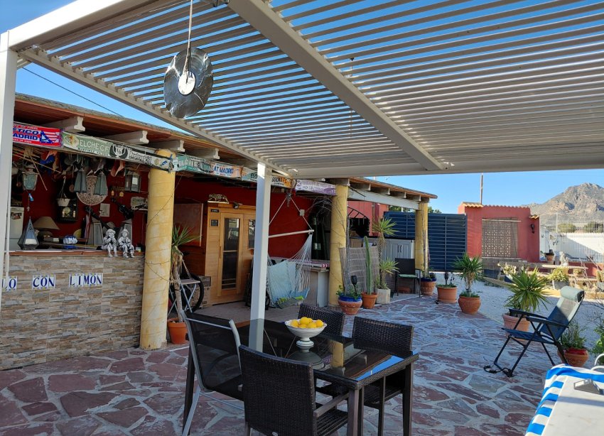 Resale - Farm Estate / Country Property - Orihuela