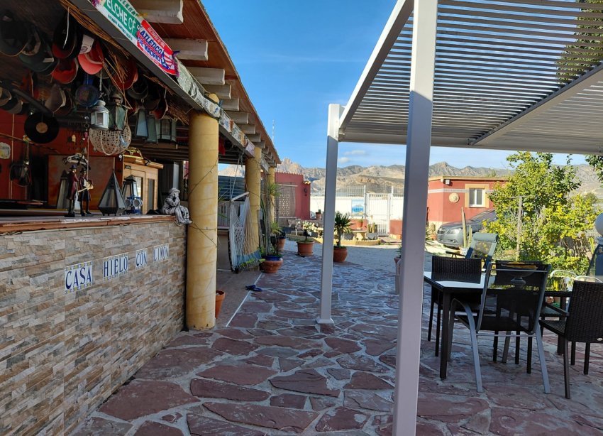 Resale - Farm Estate / Country Property - Orihuela