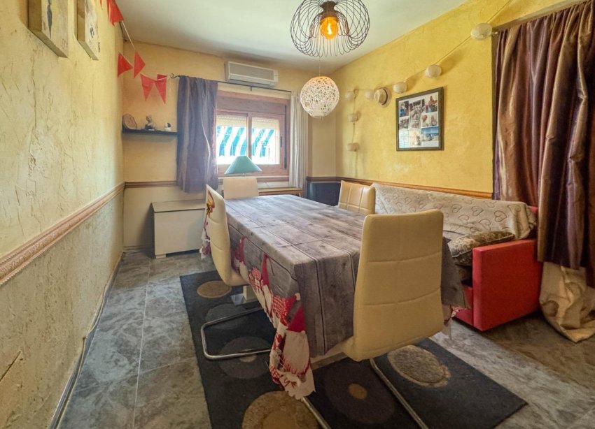 Resale - Farm Estate / Country Property - Orihuela