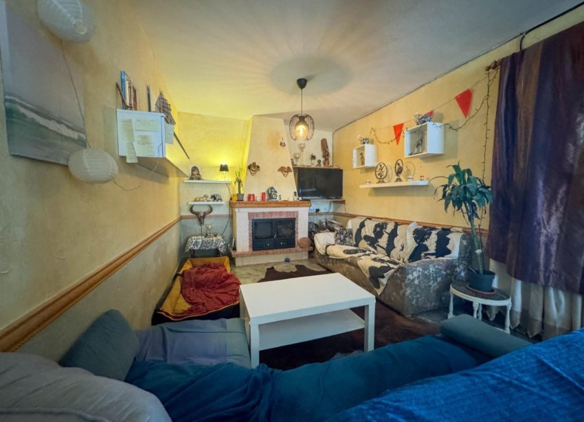 Resale - Farm Estate / Country Property - Orihuela