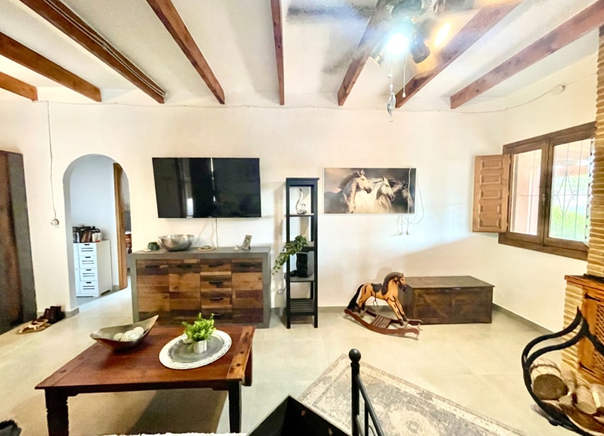 Resale - Farm Estate / Country Property - Orihuela