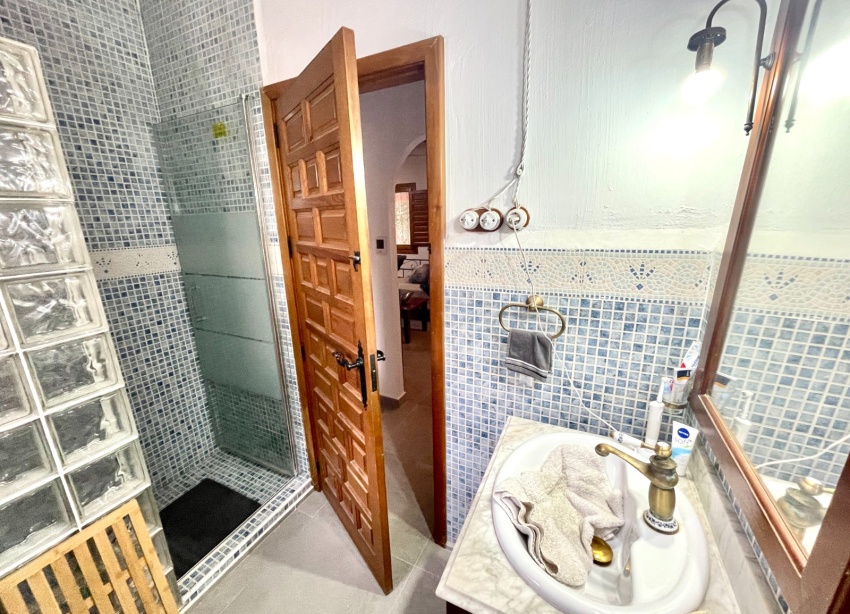 Resale - Farm Estate / Country Property - Orihuela