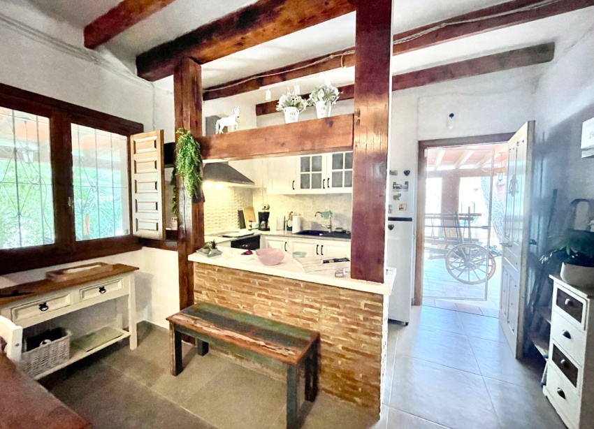 Resale - Farm Estate / Country Property - Orihuela