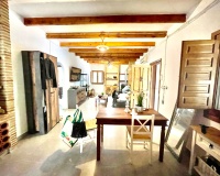 Resale - Farm Estate / Country Property - Orihuela