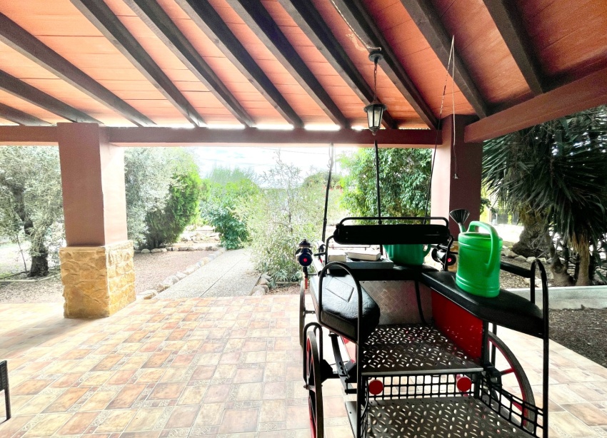 Resale - Farm Estate / Country Property - Orihuela