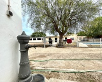 Resale - Farm Estate / Country Property - Orihuela