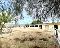 Resale - Farm Estate / Country Property - Orihuela