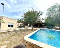 Resale - Farm Estate / Country Property - Orihuela