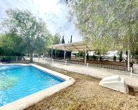 Resale - Farm Estate / Country Property - Orihuela