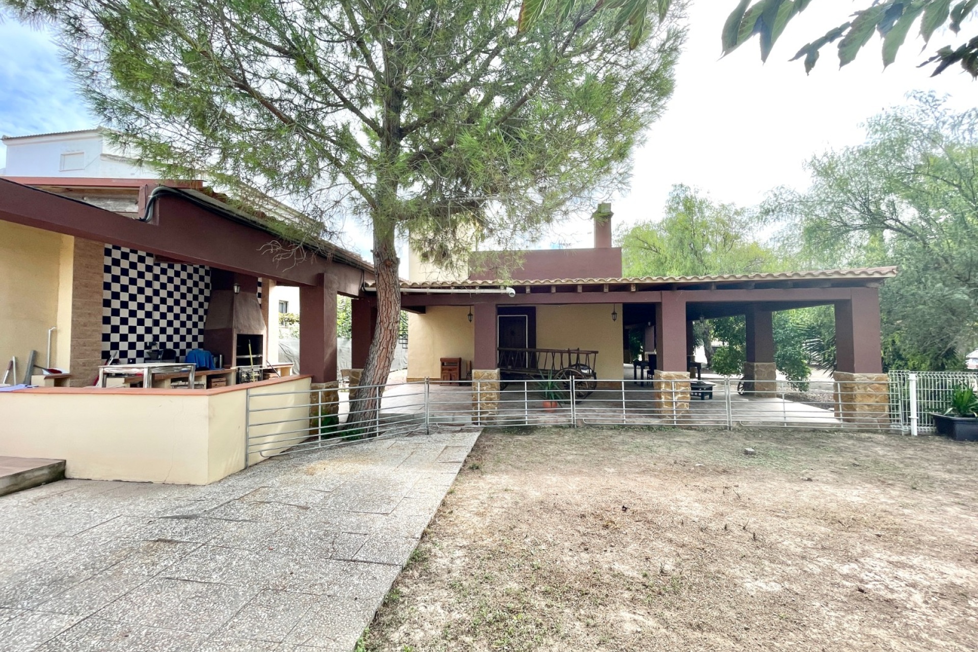 Resale - Farm Estate / Country Property - Orihuela