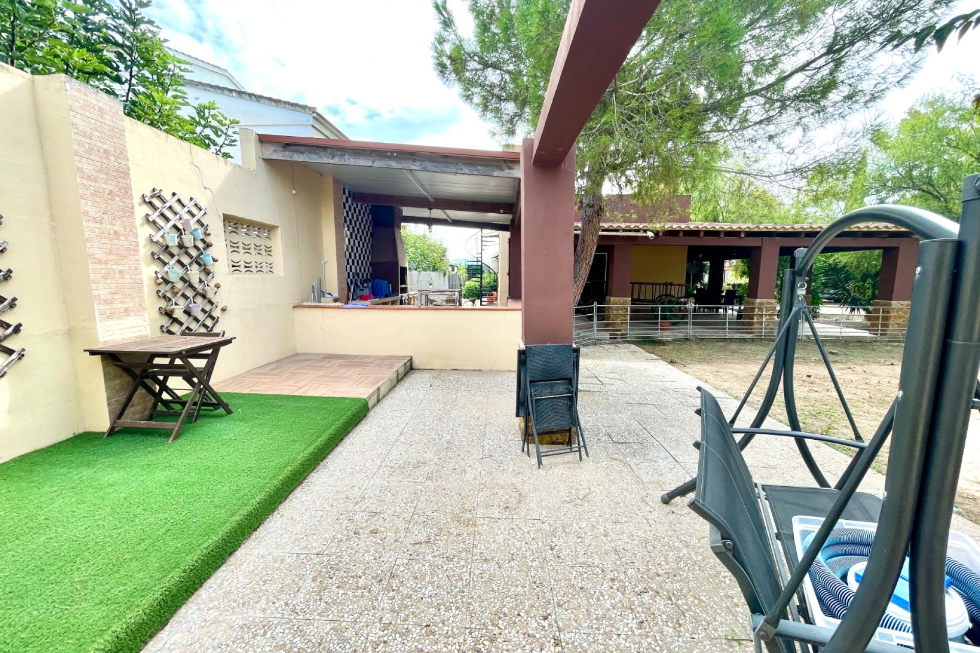 Resale - Farm Estate / Country Property - Orihuela