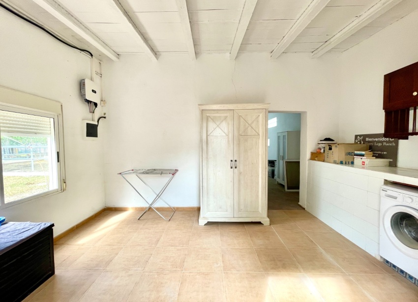 Resale - Farm Estate / Country Property - Orihuela