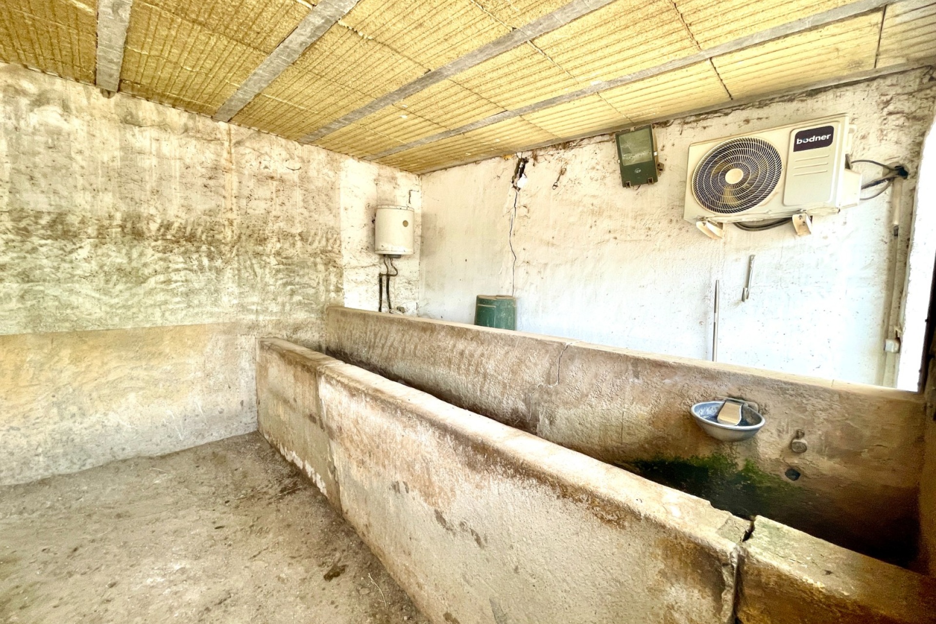 Resale - Farm Estate / Country Property - Orihuela