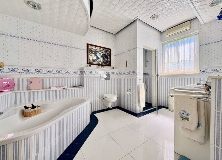 Resale - Farm Estate / Country Property - San Fulgencio - La Marina