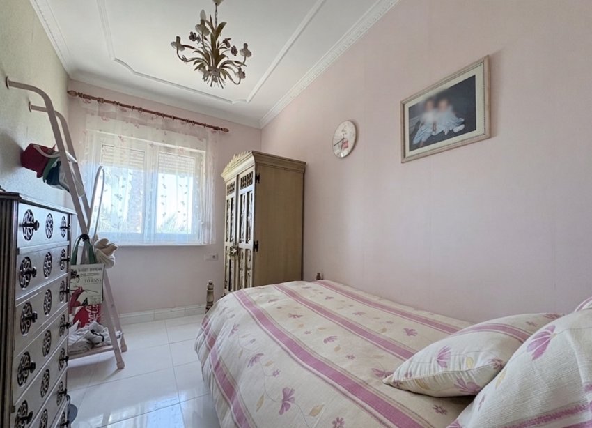 Resale - Farm Estate / Country Property - San Fulgencio - La Marina