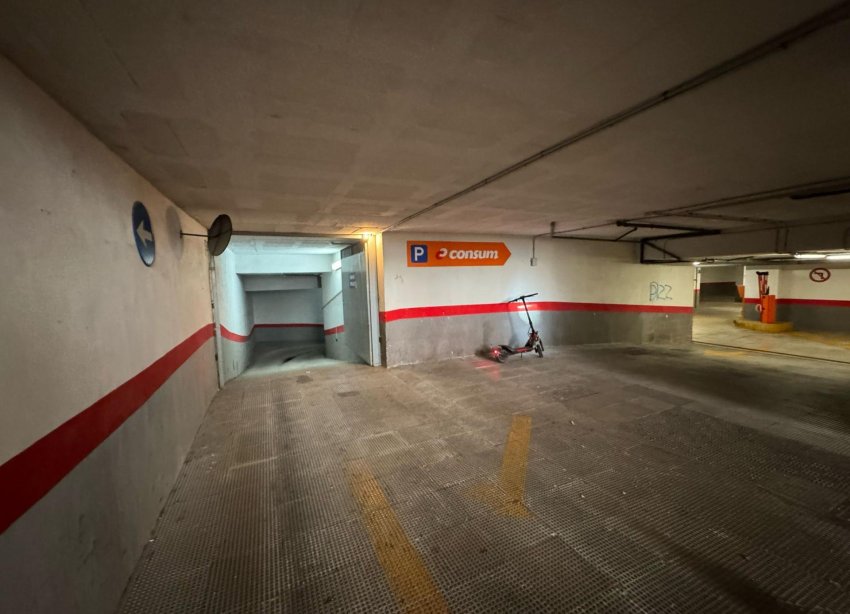 Resale - garage - Torrevieja - Centro