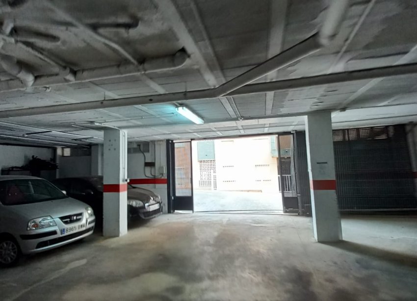Resale - Parking - La Mata, Torrevieja