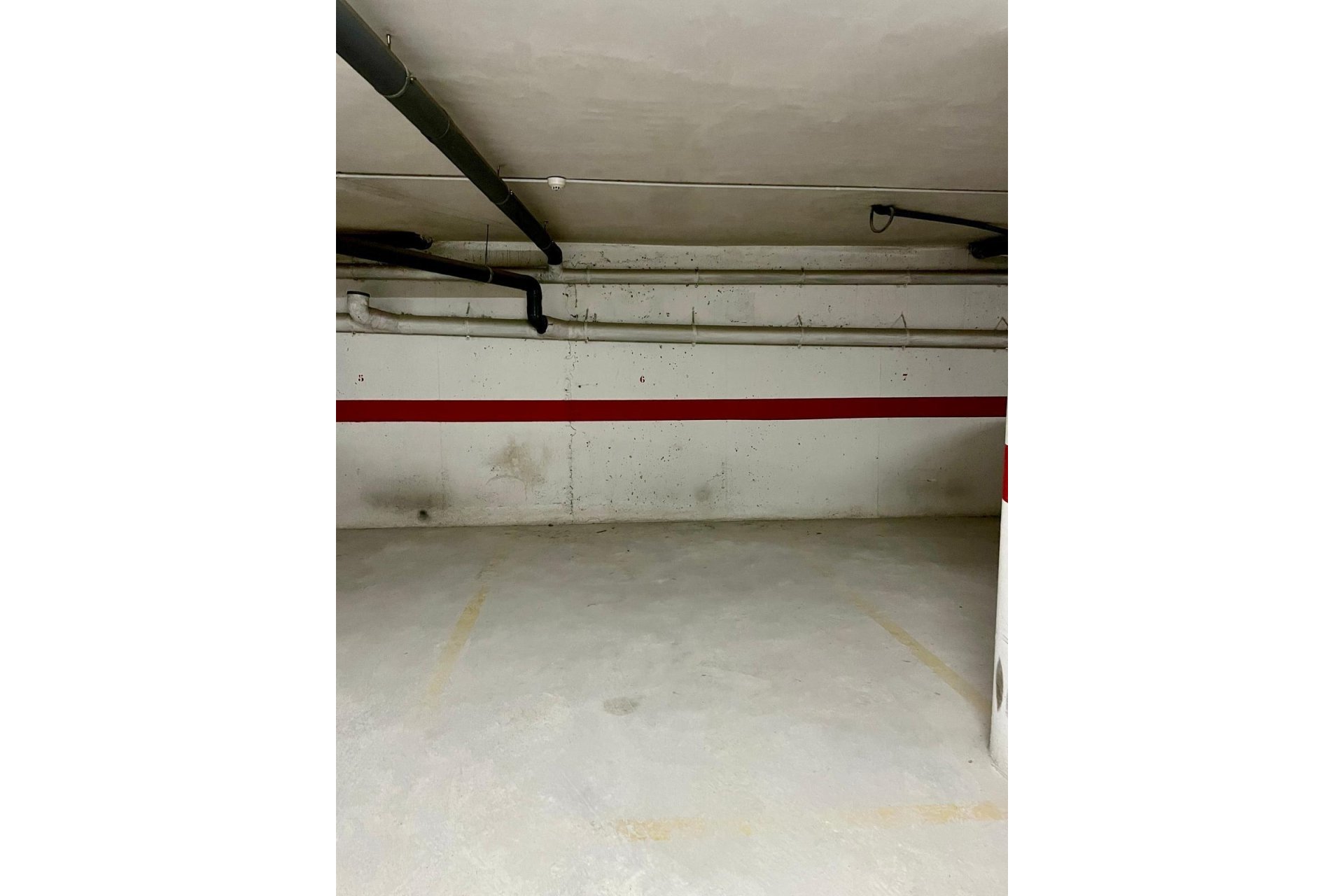 Resale - Parking Space / Garage - Torrevieja - La Mata