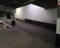 Resale - Parking Space / Garage - Torrevieja - Playa del cura