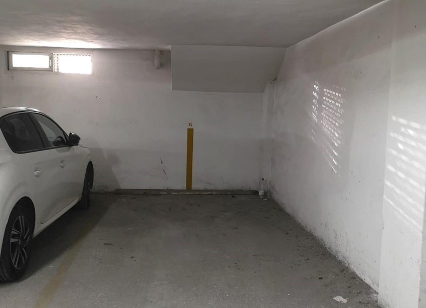 Resale - Parking - Torrevieja - Centro