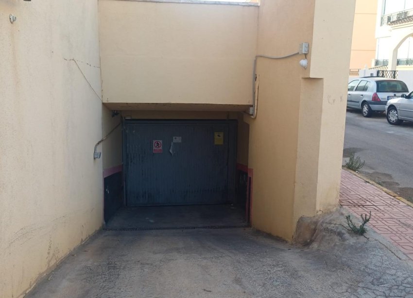 Resale - Parking - Torrevieja - Los Europeos
