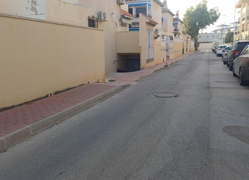 Resale - Parking - Torrevieja - Los Europeos