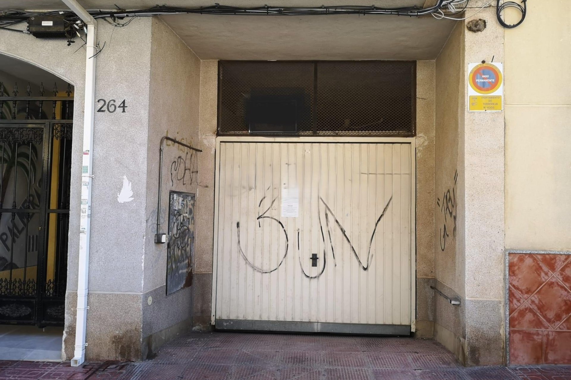 Resale - Parking - Torrevieja - Playa de los locos